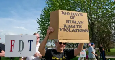 La Chine et son parti unique cinglent les États-Unis pour leurs “violations” des droits humains