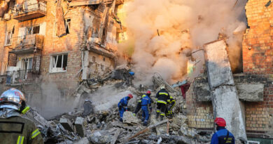 La Russie s’intéresse aux négociations pour l’Ukraine tout en la bombardant…