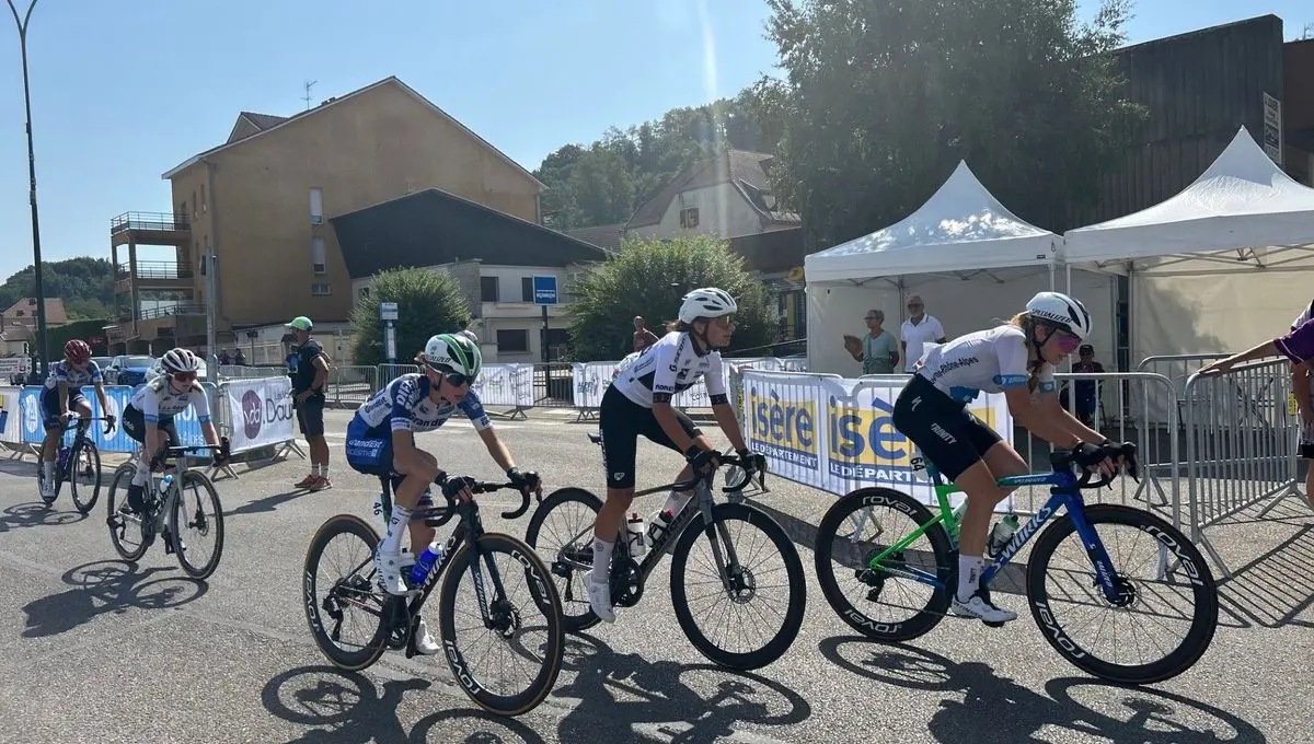 La Tour-du-Pin vibre au rythme des Championnats de France de l'Avenir ! - ici