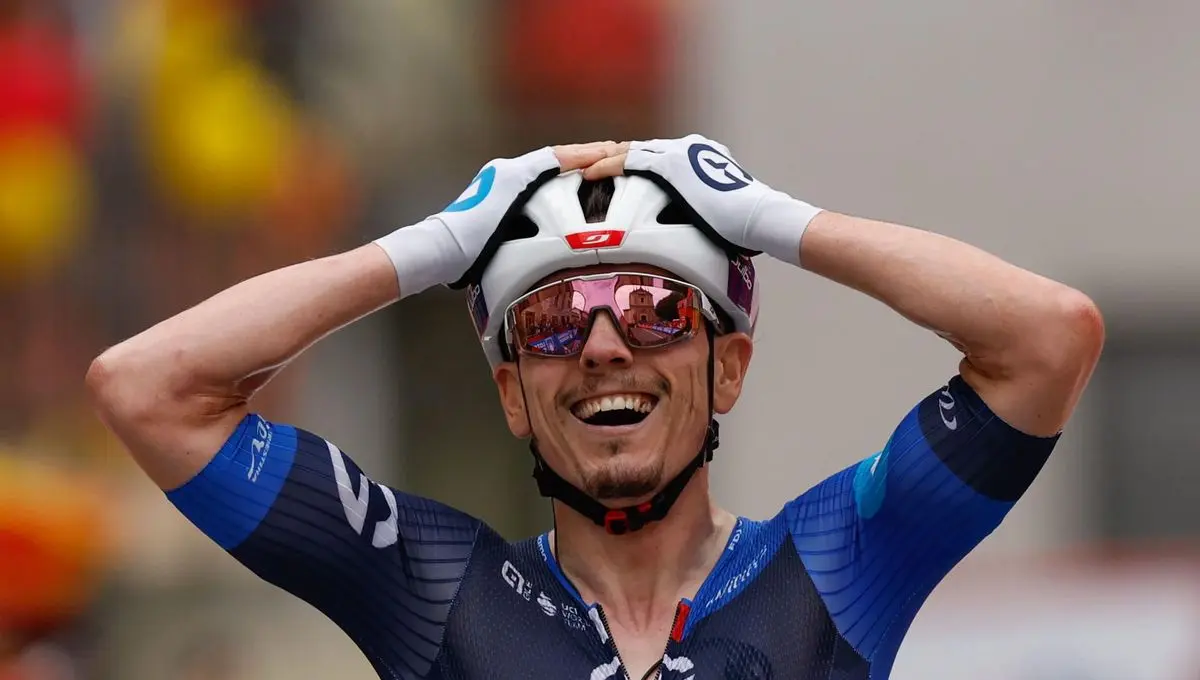 La Vuelta 2025 : Ben Turner s'impose à Voiron, le Français David Gaudu nouveau leader prend le maillot rouge - ici