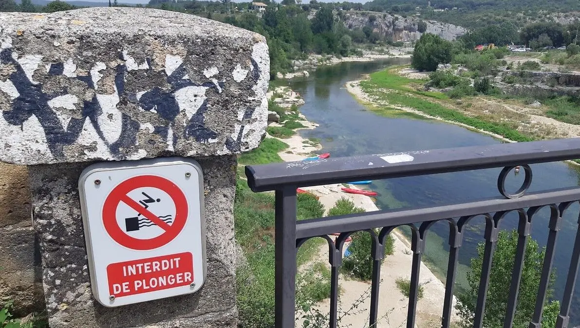 La baignade interdite jusqu'à nouvel ordre à Collias au lieu dit "Ron de Fabre" - ici