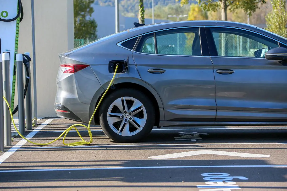La bascule vers la voiture électrique, ce n’est pas automatique