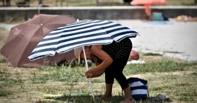 La canicule fait de nouveau suffoquer la France : « 43 °C franchement, je savais à peine que cela existait »