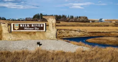 La fermeture de centres d’information touristique inquiète des localités albertaines