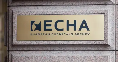 La lutte contre les "polluants éternels" s'intensifie à l'approche de la révision des règles de l'UE