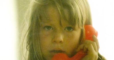 La playlist d’enfance de Calypso Valois : “Le concert qui a le plus influencé ma carrière est celui d’Étienne Daho”