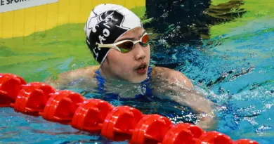 La précocité stupéfiante de cette nageuse chinoise interroge dans le monde de la natation