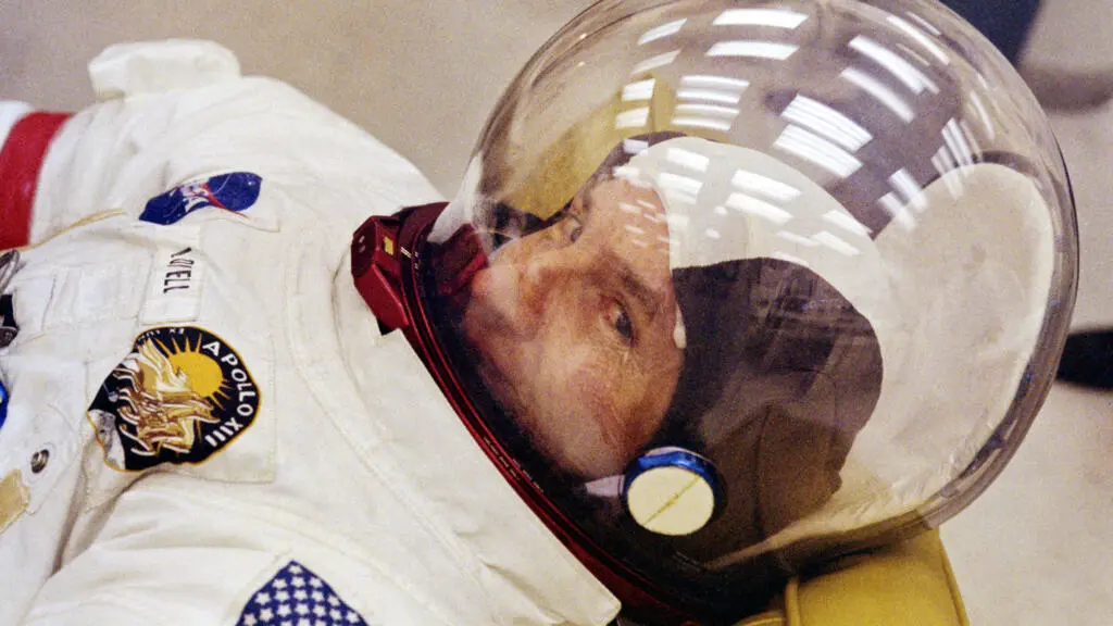 L'astronaute américain Jim Lovell, commandant de la mission Apollo 13, est mort