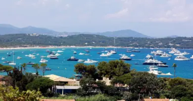 Le Loulou Ramatuelle (groupe Barrière) en mauvaise passe sur la plage de Pampelonne