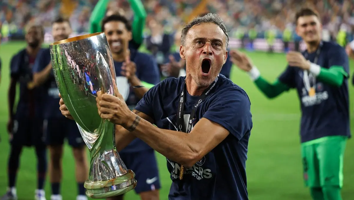 Le PSG de Luis Enrique marque-t-il de son emprunte l’histoire du football mondial ? 100% PSG, la tribune - Ep.1 - ici