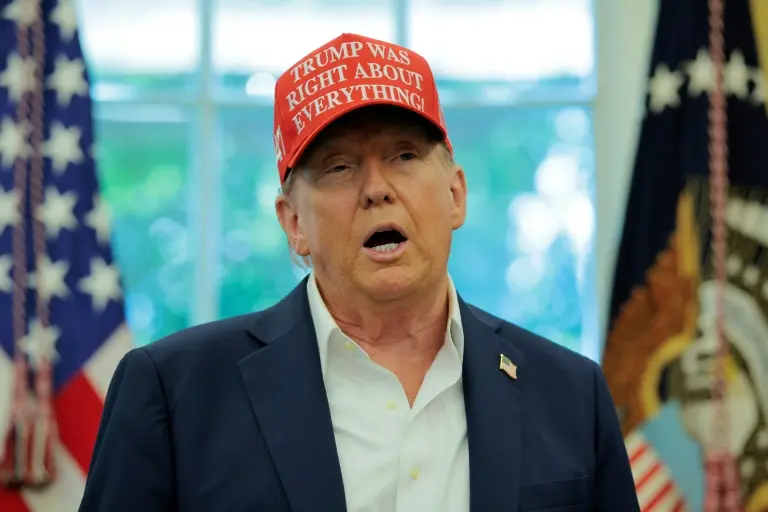 Le Texas adopte une carte électorale redécoupée à la demande de Trump