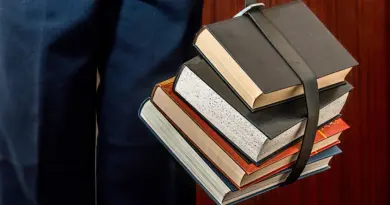 education,school,learning,student,teacher,classroom,university,books,knowledge,study