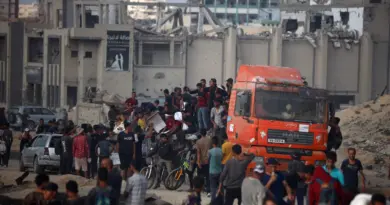 Le nombre de camions d'aide humanitaire entrant à Gaza est bien inférieur à ce que demande l'UE - Euractiv FR