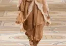 Le pantalon ballon, la tendance incontournable de l’automne qui twistera nos looks dès la rentrée
