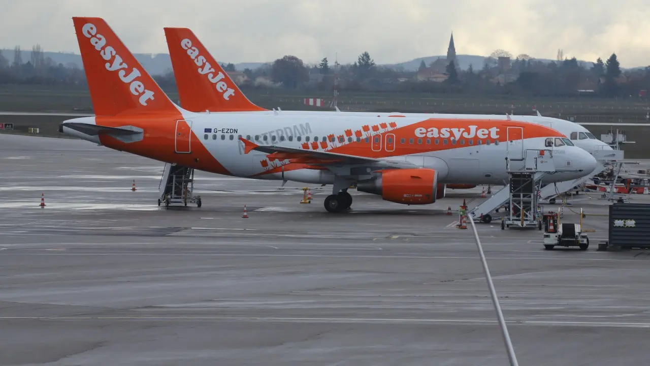 Le passager tente de pénétrer dans le cockpit, un vol Lyon-Porto obligé de revenir à Saint-Exupéry