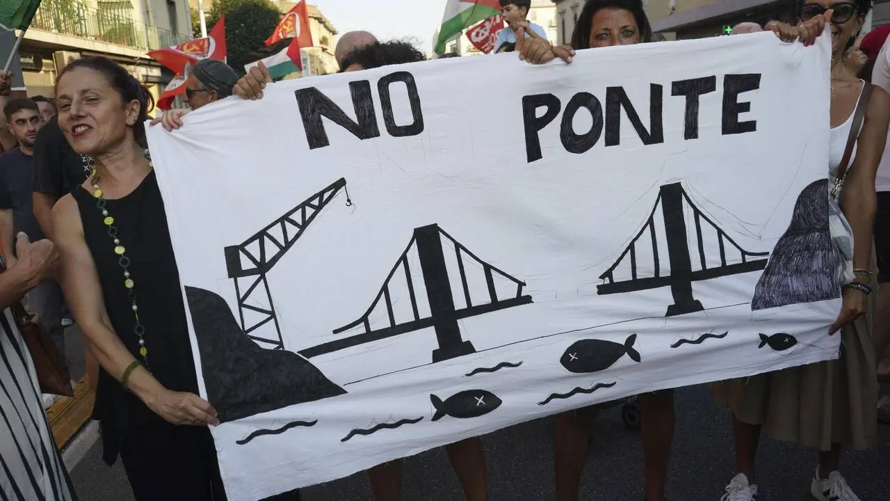 Le pont de Messine, ce vieux rêve qui divise l’Italie - Le Temps