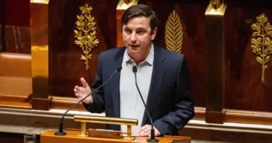 Le préfet du Val-d’Oise porte plainte après les propos d’un député LFI pour qui « la police tue partout »