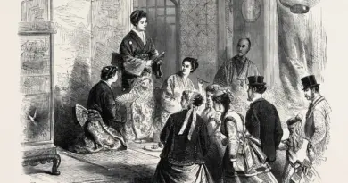 Une illustration du livre montrant des dames japonaises en kimono dans le pavillon de thé japonais de l’exposition universelle de Paris 1867. (© Album/Quintlox/Kyôdô)