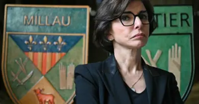 Législative à Paris : Rachida Dati maintient sa candidature face à Michel Barnier