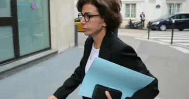 Législative partielle à Paris : une double candidature de Rachida Dati et de Michel Barnier pour LR