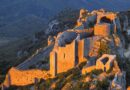Les « châteaux cathares » deviennent des « forteresses royales languedociennes ». Pourquoi ce n’est pas du révisionnisme