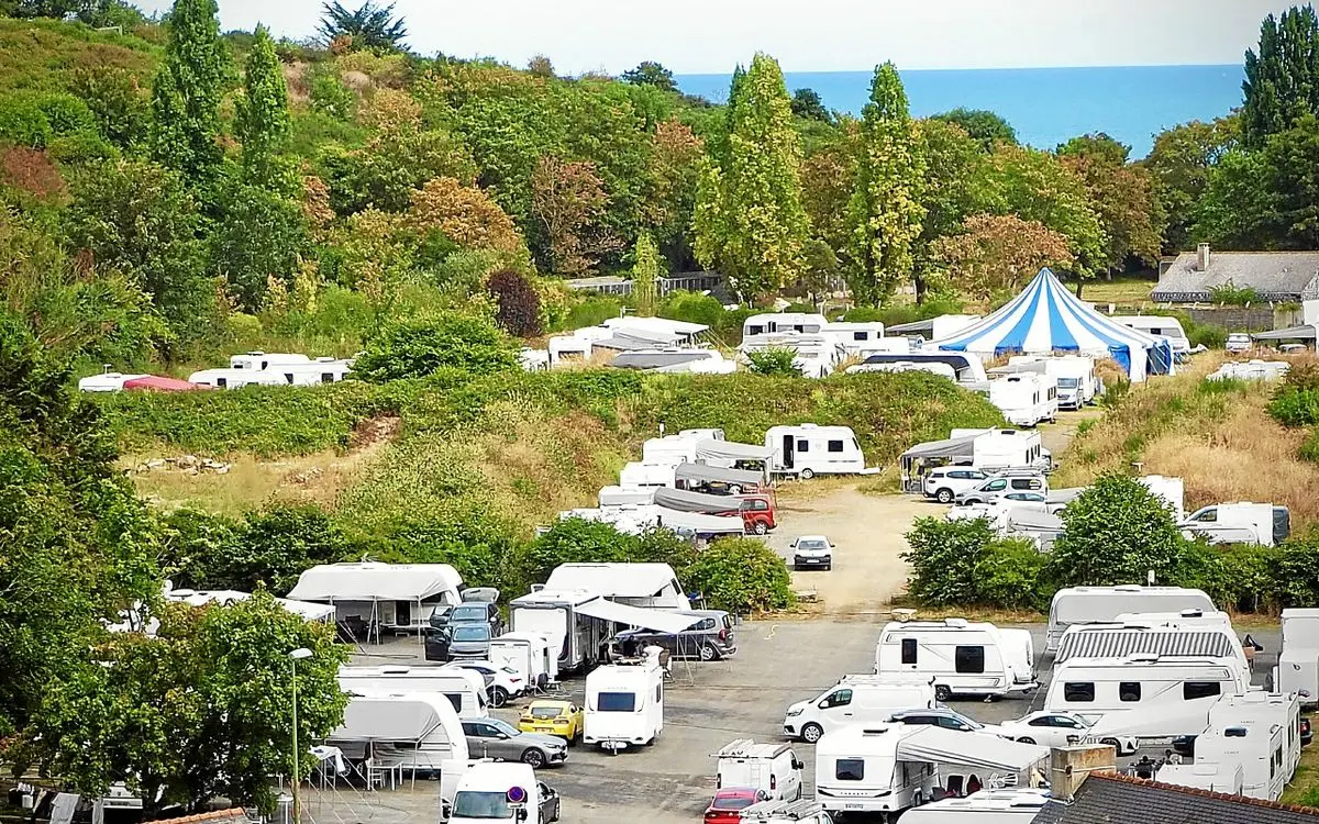 Les gens du voyage installés aux Grèves à Saint-Brieuc devraient quitter le site ce dimanche 17 août