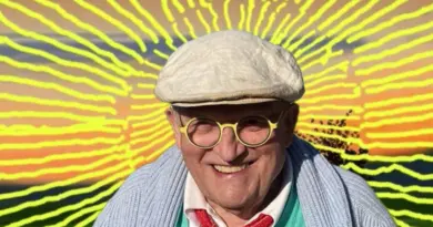 "Les paysages ne sont jamais ennuyeux" : à 88 ans, David Hockney rayonne avec ses peintures de la campagne de Normandie