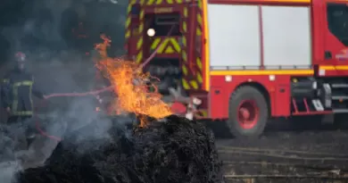 Les pompiers surmobilisés à cause de feux domestiques, brûler des déchets verts chez soi est interdit rappelle le préfet