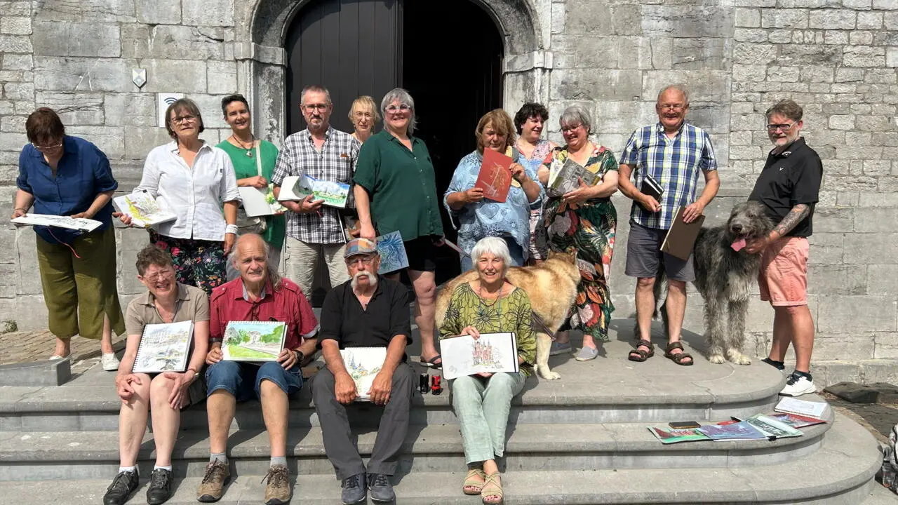 Les séries des Médias francophones publics - Série «Ralentir»: Prendre le temps d’observer le monde, de dessin en dessin, avec les Urban Sketchers