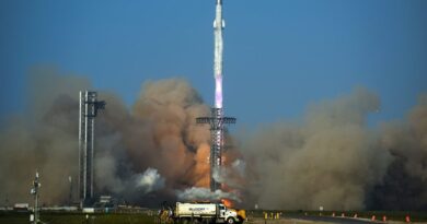 "Les succès n’ont pas surpassé les échecs" : après une série d’essais désastreux, Elon Musk tente un dixième vol avec sa fusée Starship