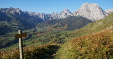 Lescun, cœur de cirque en vallée d'Aspe : L'appel de la montagne béarnaise ! - ici