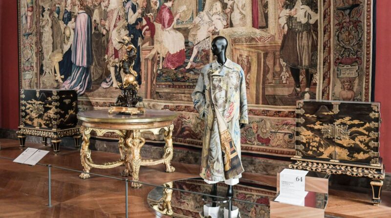 L'exposition "Louvre Couture", qui s'est achevée dimanche, a attiré plus d'un million de visiteurs