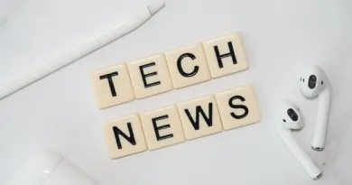 news, headline, breaking news, newspaper, journalism, media, press, microphone, TV