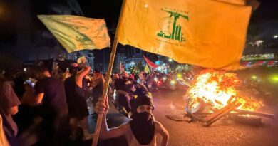 Liban. En refusant de déposer les armes, le Hezbollah “fonce, tête baissée, seul contre tous, vers le précipice”