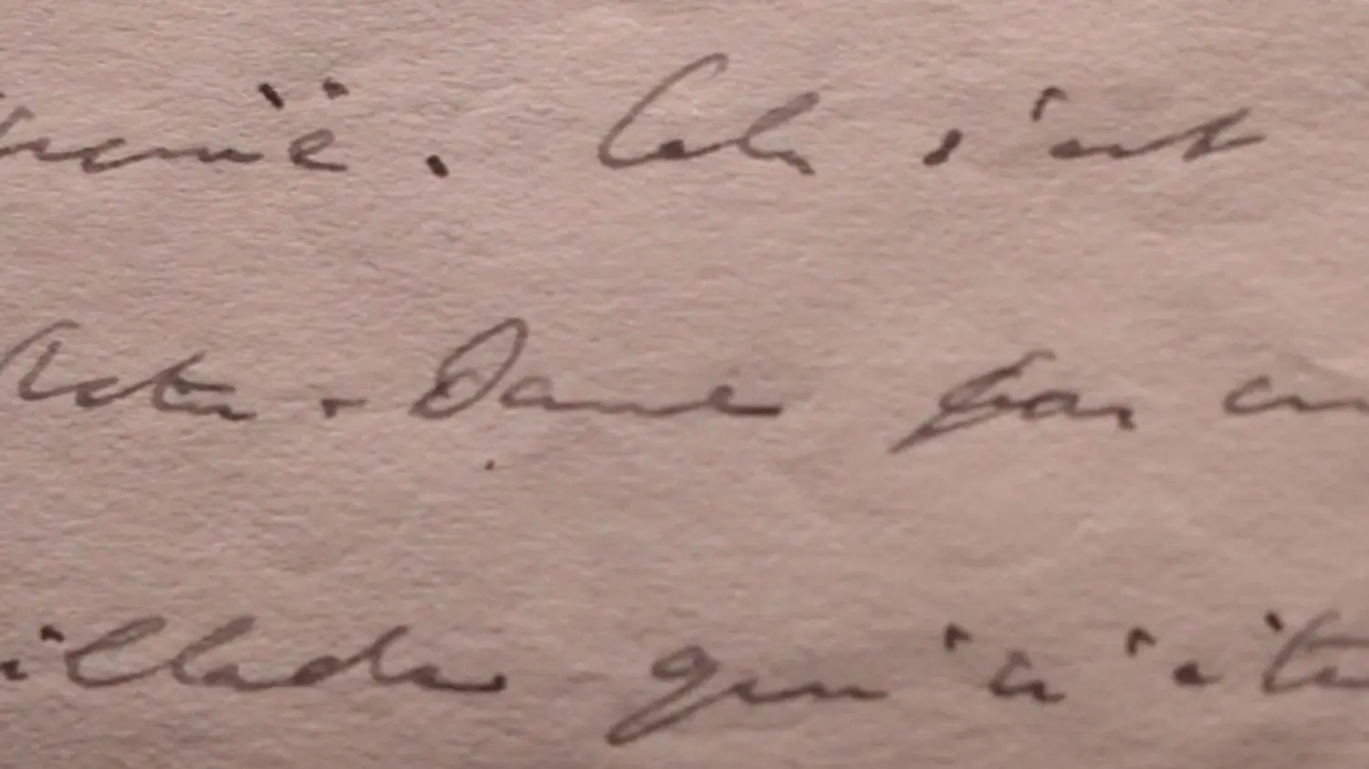 Libération de Paris : une lettre manuscrite inédite du général de Gaulle dévoilée
