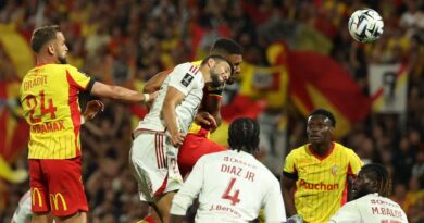 Ligue 1 : plombé par un carton rouge de son gardien, Brest s'incline à Lens (1-3) - ici