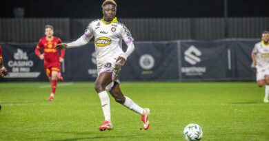 Ligue 2. Le Palois Pathé Mboup va signer à Brest dans la journée