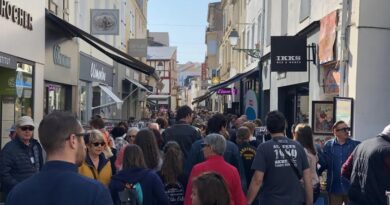 Livres, bibelots, jouets… La grande braderie des Sables-d’Olonne revient pour deux jours