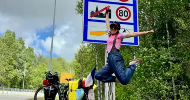 Loire-Atlantique : une jeune de 22 ans réussit à boucler son aventure à vélo de 5 200 km jusqu’au Cap Nord