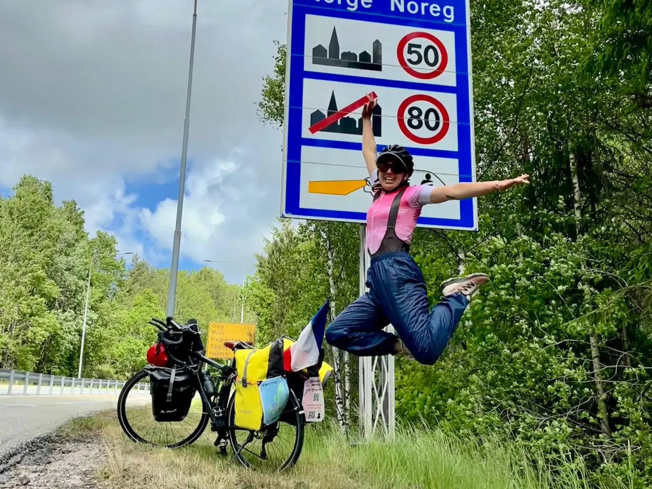 Loire-Atlantique : une jeune de 22 ans réussit à boucler son aventure à vélo de 5 200 km jusqu’au Cap Nord