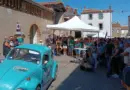 Lors du rassemblement d’anciennes Volkswagen, une habitante de Loire-Atlantique gagne une Coccinelle de 1971