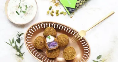 [MAGAZINE] Focacia à la courgette, boulettes de patate douce violette et beignets de goyave. Les recettes du week-end