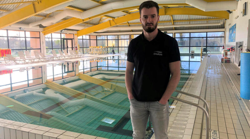 Malgré une création de poste, la piscine de Saint-Hilaire-du-Harcouët peine à recruter un maître-nageur