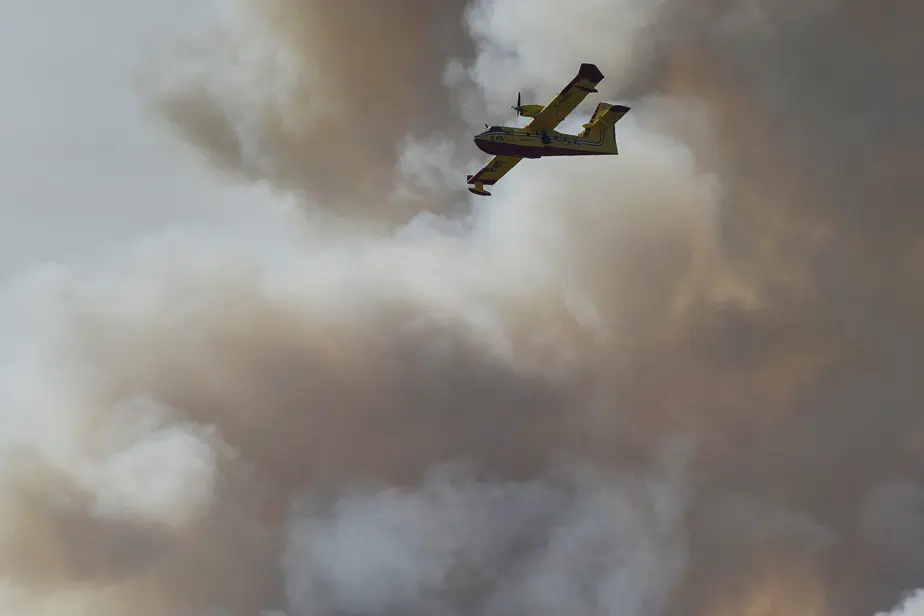 Maritimes | La lutte contre les incendies de forêt continue