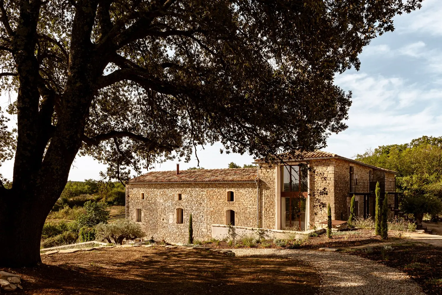 Mas Re.Source : maison d’hôtes design et art de vivre slow dans le Gard