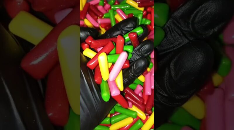 🍬 Mathilde est fan des bonbons en vrac 🍬