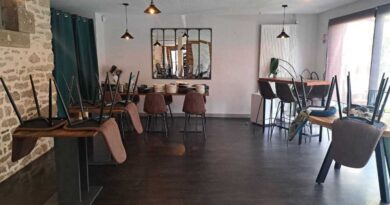 Morbihan : ce restaurant vend son mobilier et sa vaisselle à prix attractif