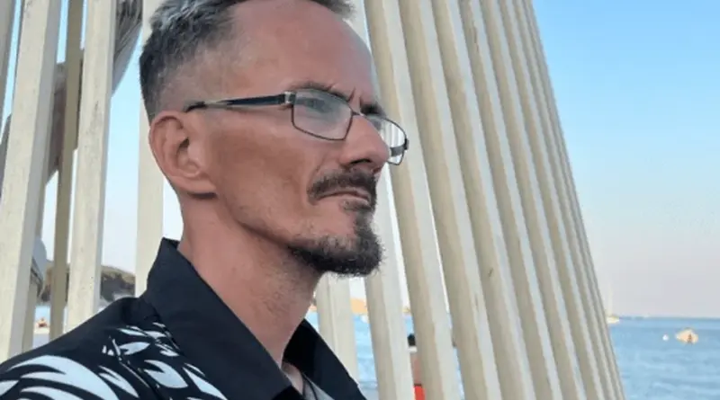 Mort de Jean Pormanove : les obsèques du streameur se sont déroulées dans l'intimité près de Nice