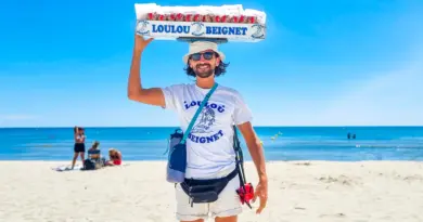 Neil, vendeur de beignets et chouchous sur la plage