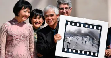 Nick Ut destitué de son prix pour la photographie «Napalm Girl»: le dernier naufrage du World Press Photo